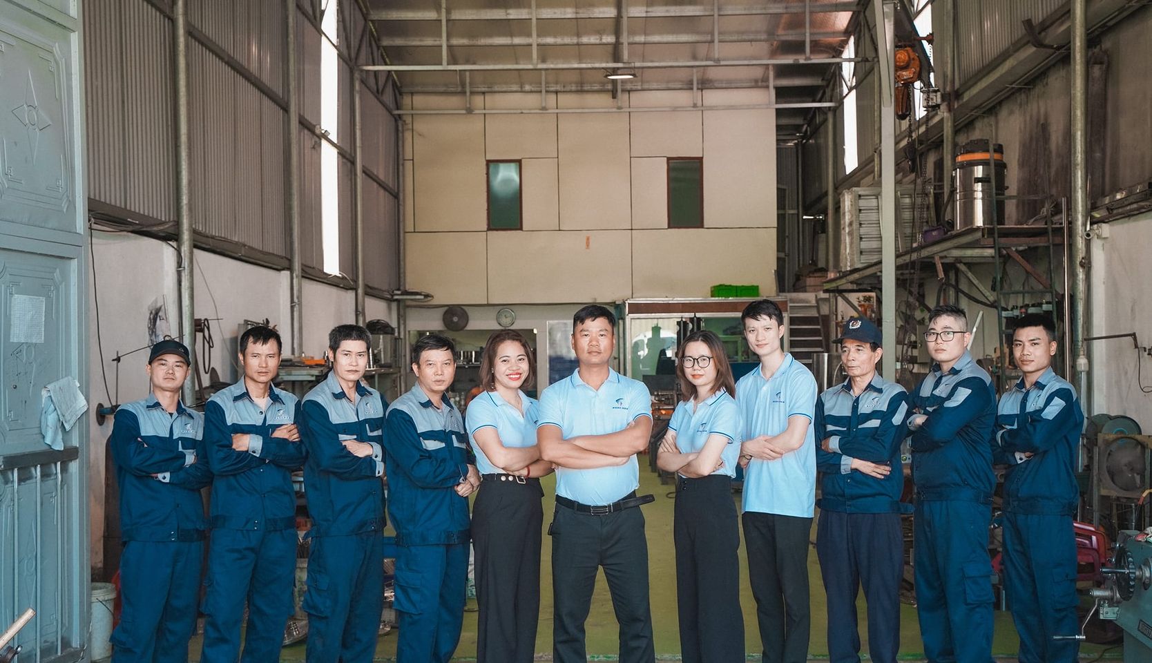 Phát triển cùng công nghệ